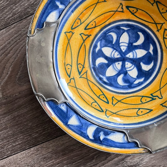Safi Signed Vintage Moroccan Hand Painted Fish Pottery Wall Plate Bowl Metal Rim - Picture 8 of 11